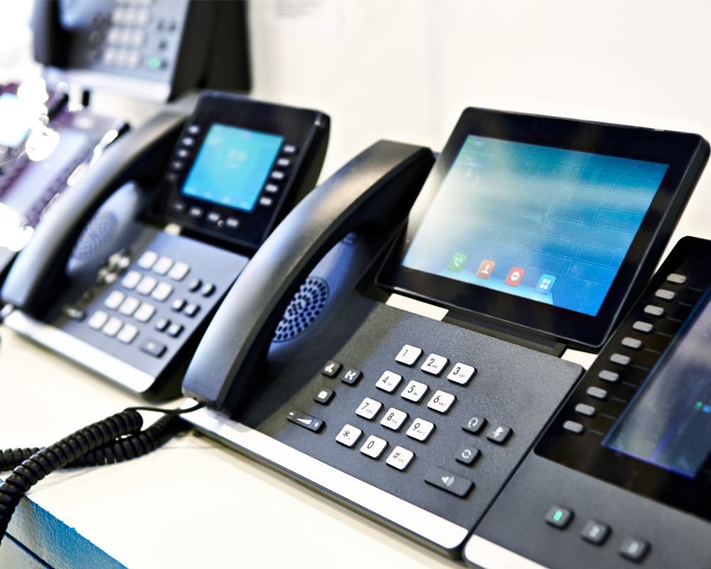 Seamless Transition: Transfer Your Landline Number to VoIP Today!